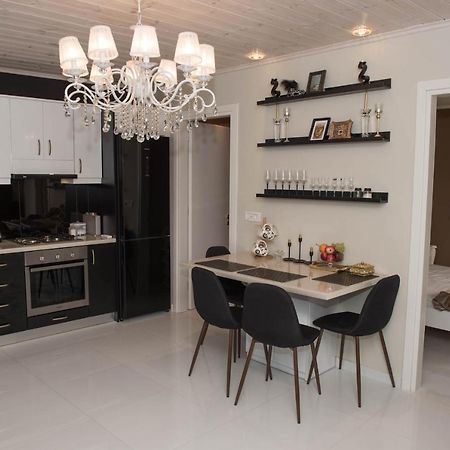 Katerina 2 Bedroom Luxury House ไซคิย์นธอสทาวน์ ภายนอก รูปภาพ