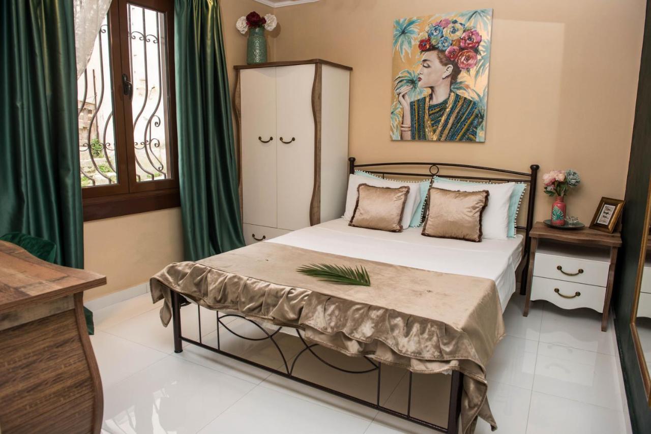 Katerina 2 Bedroom Luxury House ไซคิย์นธอสทาวน์ ภายนอก รูปภาพ