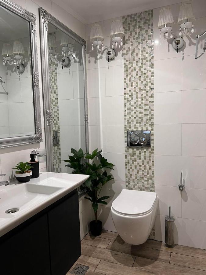 Katerina 2 Bedroom Luxury House ไซคิย์นธอสทาวน์ ภายนอก รูปภาพ